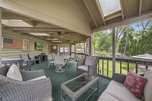 837 Van Slyke Dr, Fontana, WI 53125 - Photo 38