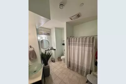 1915 N Water St #207, Milwaukee, WI 53202 - Photo 14