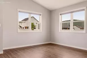 1709 Killdeer St, Holmen, WI 54636 - Photo 6