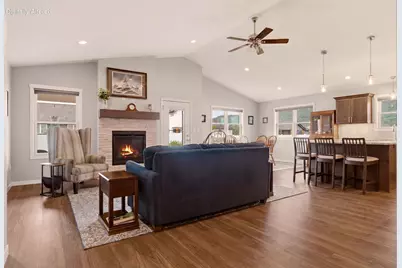 1709  Killdeer St, Holmen, WI 54636 - Photo 14
