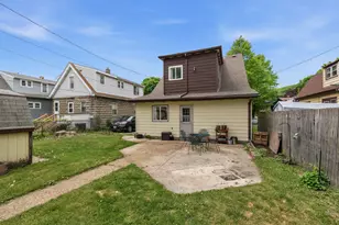 2154 S 69th St, West Allis, WI 53219 - Photo 30