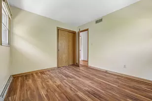 7557 Chapel Hill Ct, Franklin, WI 53132 - Photo 26