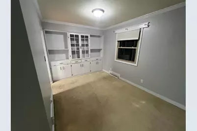 2212 W Parnell Ave, Milwaukee, WI 53221 - Photo 10