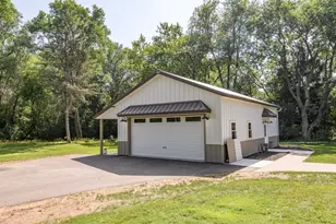 W370S1673 Utica Rd, Ottawa, WI 53118 - Photo 4