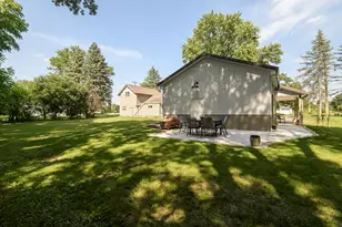 W370S1673 Utica Rd, Ottawa, WI 53118 - Photo 10