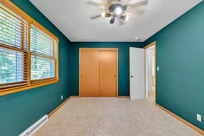 2311 W Kenboern Dr, Glendale, WI 53209 - Photo 48