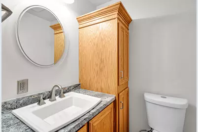 2311 W Kenboern Dr, Glendale, WI 53209 - Photo 40