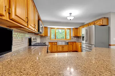 2311 W Kenboern Dr, Glendale, WI 53209 - Photo 20
