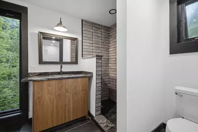 436  Walworth Ave, Fontana, WI 53125 - Photo 16