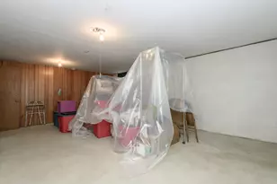 W177N9769 Riversbend Circle, Germantown, WI 53022 - Photo 24