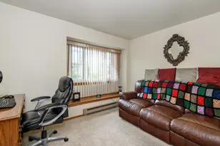 W177N9769 Riversbend Circle, Germantown, WI 53022 - Photo 18