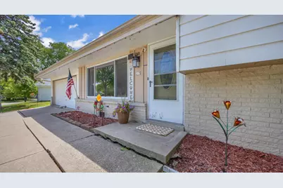 215 E Beutel Rd, Port Washington, WI 53074 - Photo 2