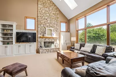 W289N3752  Huntsman Ct, Delafield, WI 53072 - Photo 18