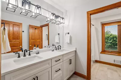 W289N3752  Huntsman Ct, Delafield, WI 53072 - Photo 44