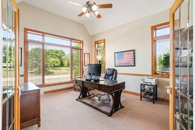 W289N3752  Huntsman Ct, Delafield, WI 53072 - Photo 20