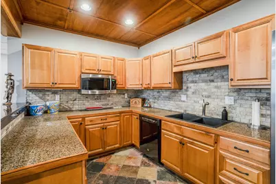 W289N3752  Huntsman Ct, Delafield, WI 53072 - Photo 58