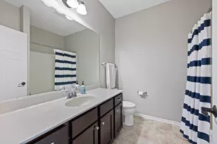 W349N5830 Sunflower Ct, Lac La Belle, WI 53066 - Photo 30
