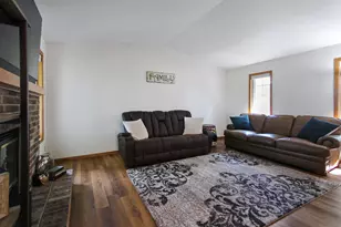 1551 Woodruff Way, Hartford, WI 53027 - Photo 6