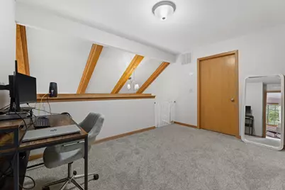 2419  Fox River Pkwy #A, Waukesha, WI 53189 - Photo 14