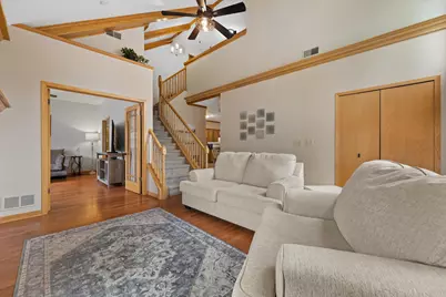 2419  Fox River Pkwy #A, Waukesha, WI 53189 - Photo 4