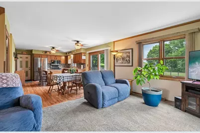 W276S9060  Hidden Lakes Dr, Vernon, WI 53149 - Photo 10