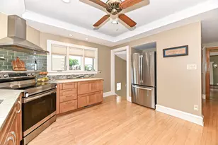 2320 N 62nd St, Wauwatosa, WI 53213 - Photo 16