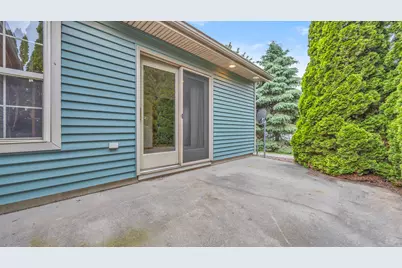 2440  Carmen Ave, Sheboygan, WI 53081 - Photo 18