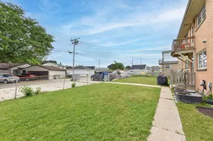 4678 N 84th St, Milwaukee, WI 53225 - Photo 12