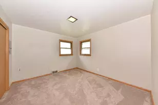 4678 N 84th St, Milwaukee, WI 53225 - Photo 8