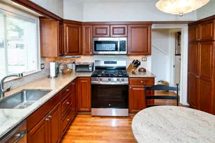 3446 N Frederick Ave, Milwaukee, WI 53211 - Photo 26