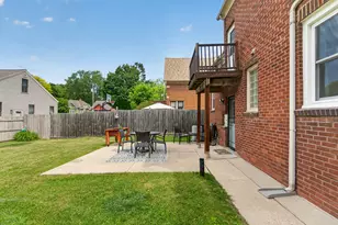 308 S 9th Ave, West Bend, WI 53095 - Photo 20