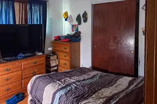 5735 W Green Tree Rd, Milwaukee, WI 53223 - Photo 8