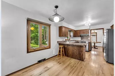 3011  Bruce Dr, Racine, WI 53404 - Photo 18