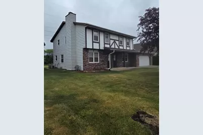9145 W Allerton Ave #9147, Greenfield, WI 53228 - Photo 2
