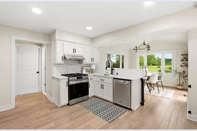 12918  Bell Rd, Racine, WI 53108 - Photo 10