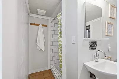 4030 N Larkin St, Shorewood, WI 53211 - Photo 26