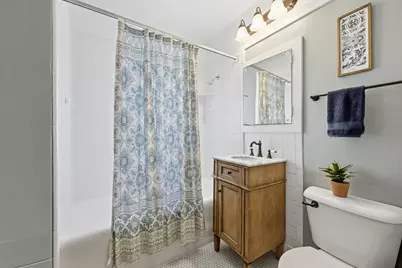 4030 N Larkin St, Shorewood, WI 53211 - Photo 16