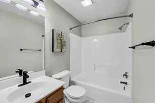 1404 Willow Ln, Harvard, IL 60033 - Photo 30