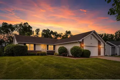 1404  Willow Ln, Harvard, IL 60033 - Photo 2