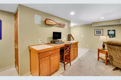 N24W22526  Beechwood Ln, Pewaukee, WI 53186 - Photo 22