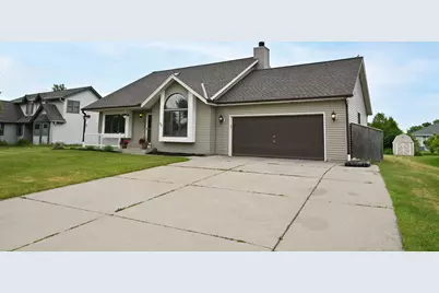118  McKenzie Rd, Mukwonago, WI 53149 - Photo 4