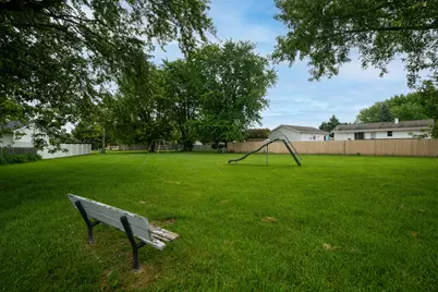 2725  Red Maple Ct, Racine, WI 53402 - Photo 24
