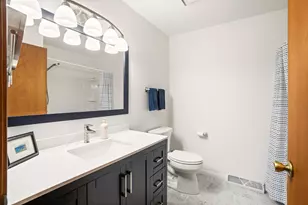 2725 Red Maple Ct, Racine, WI 53402 - Photo 14