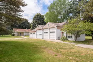 9610 N Cedarburg Rd, Mequon, WI 53092 - Photo 26