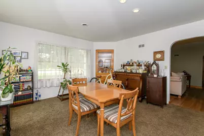9610 N Cedarburg Rd, Mequon, WI 53092 - Photo 8