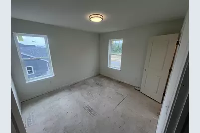 626  Hawks Ridge Rd, Grafton, WI 53024 - Photo 14