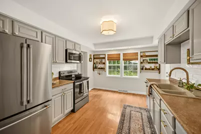 17500  Briar Wood Ln, Brookfield, WI 53045 - Photo 12