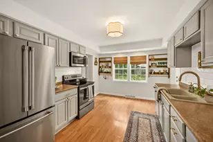 17500 Briar Wood Ln, Brookfield, WI 53045 - Photo 12