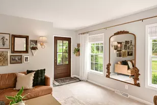 17500 Briar Wood Ln, Brookfield, WI 53045 - Photo 8