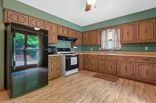5661 S 24th St, Milwaukee, WI 53221 - Photo 2